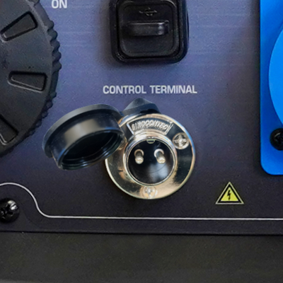 Controlo externo através de contactos secos